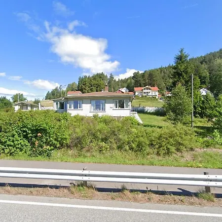 Feriehus Furuly By Norgesbooking - 20 Meters From The